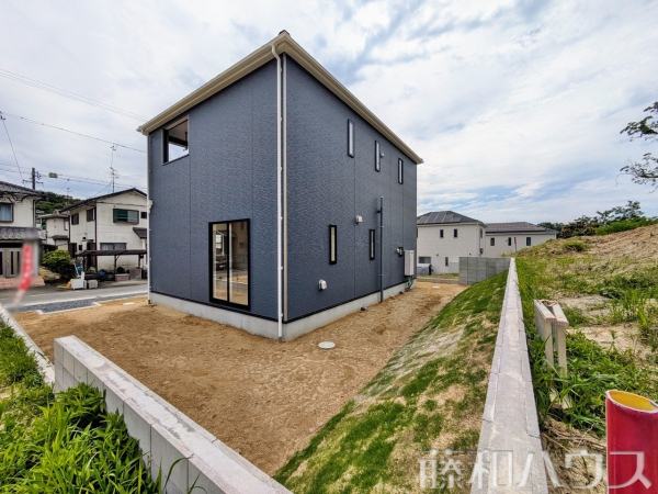 外観および庭　【名古屋市守山区大字中志段味】