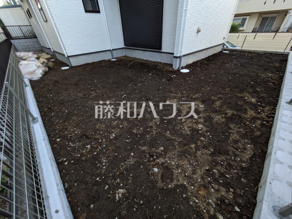 庭　【八王子市めじろ台２丁目】