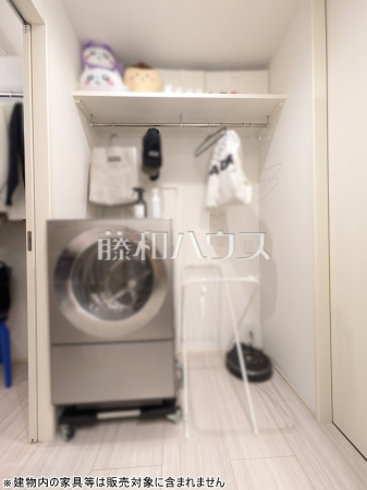《洗面室・洗濯機スペース》　【調布市富士見町１丁目】