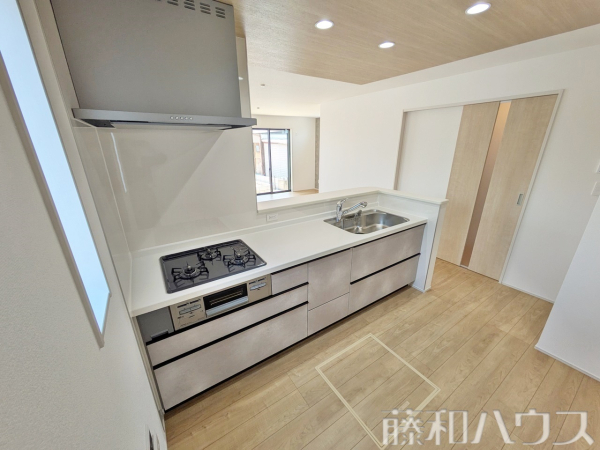 1号棟　キッチン　【北名古屋市熊之庄屋形】