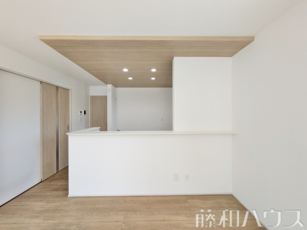 1号棟　キッチン　【北名古屋市熊之庄屋形】