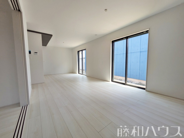 5号棟　リビング　【北名古屋市熊之庄屋形】