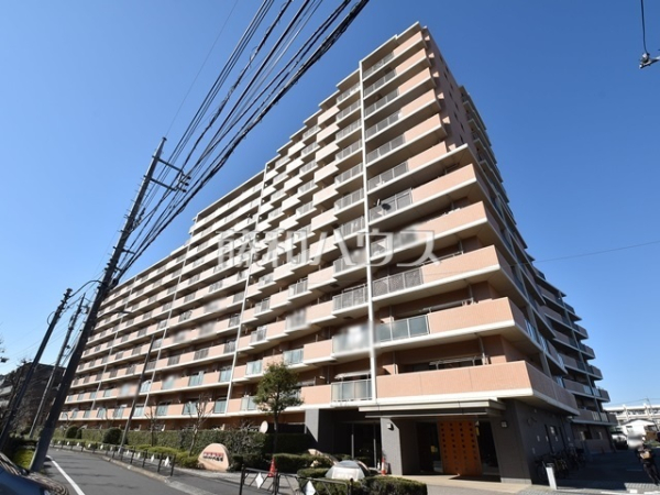 ≪現地外観≫京王線「国領」駅徒歩17分・「調布」駅もバスご利用可！総戸数187戸のビッグコミュニティ☆　【グレーシアパーク調布国領】