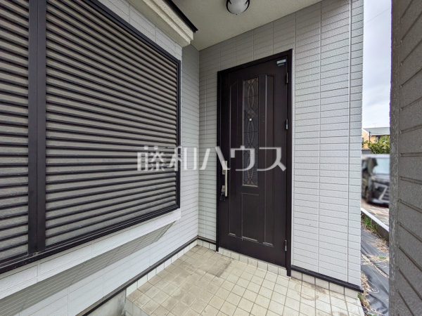 玄関　【武蔵村山市大南４丁目】