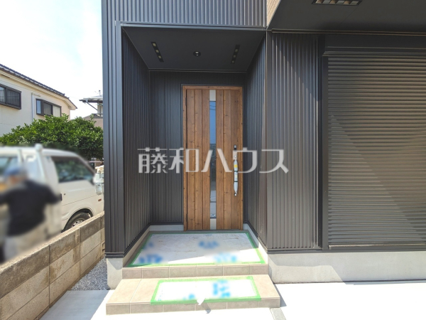 玄関　【所沢市若狭３丁目】