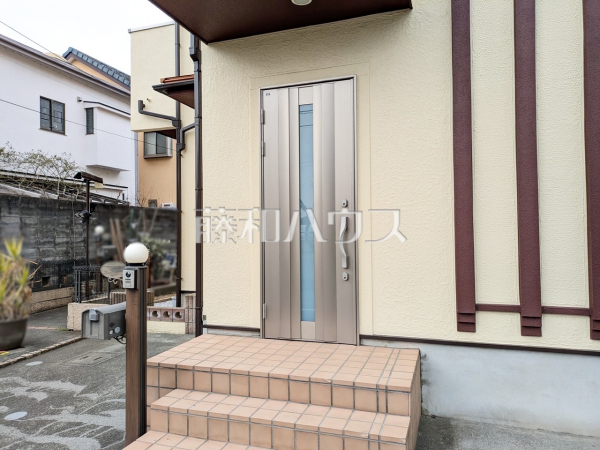 玄関　【立川市若葉町２丁目】
