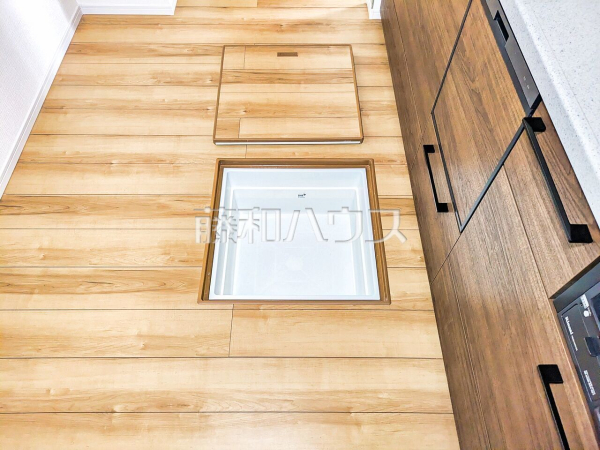 1号棟　キッチン　【八王子市宇津木町】