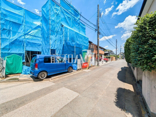 接道状況および現場風景　【東久留米市小山３丁目】 物件の事、諸費用の事など、小さな疑問もお気軽にご連絡・ご相談下さい。 