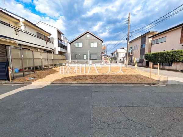 現地写真【東久留米市小山３丁目】 周辺環境はもちろん、日当たりや設備仕様など、実際に行ってみないと分からないことも多くございます。営業担当がご案内いたしますので、お気軽にお問い合わせください。 