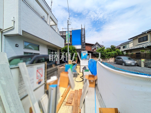 外観(画像奥)　【小平市学園東町】
