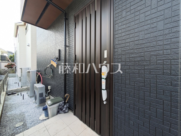 1号棟　玄関　【西東京市泉町１丁目】