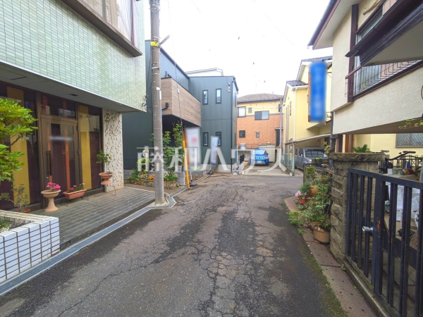 接道状況および現場風景　【所沢市大字松郷】