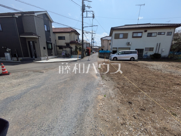接道状況および現場風景　【所沢市大字久米】