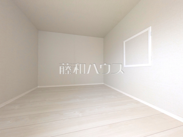 2号棟　ロフト　【三鷹市中原４丁目】