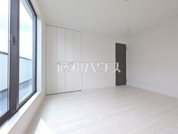 2号棟　居室　【三鷹市中原４丁目】