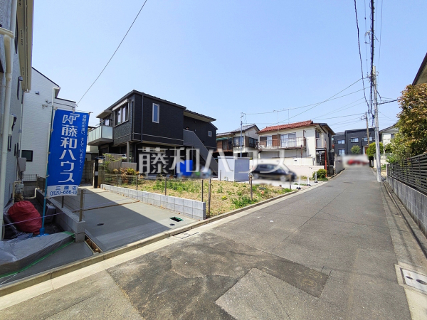 接道状況および現場風景　【三鷹市中原４丁目】住まいの事なら地元で豊富な実績を誇る、地域密着の当社へお任せ下さい！