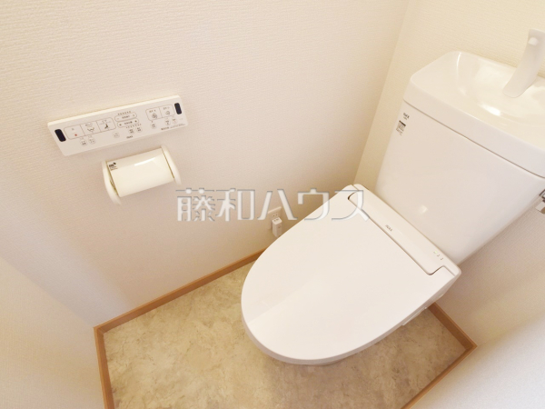 トイレ　【所沢市西狭山ケ丘１丁目】