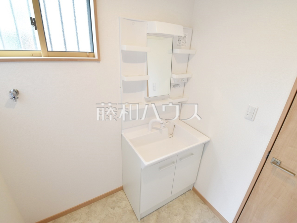 洗面室　【所沢市西狭山ケ丘１丁目】
