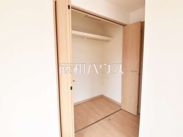 収納　【所沢市西狭山ケ丘１丁目】