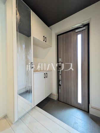 1号棟　玄関ホール　【八王子市元本郷町１丁目】