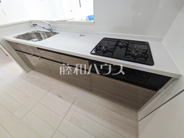 1号棟　キッチン　【八王子市元本郷町１丁目】