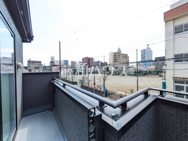 1号棟　バルコニー　【八王子市元本郷町１丁目】