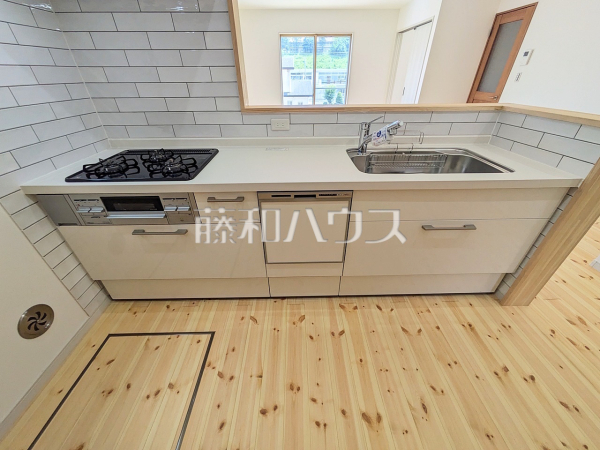 2号棟　キッチン　【八王子市中山】