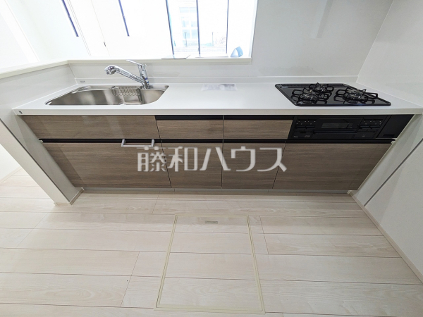 1号棟　キッチン　【八王子市元本郷町１丁目】