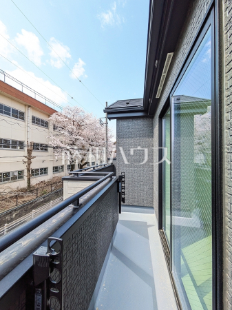 1号棟　バルコニー　【八王子市元本郷町１丁目】