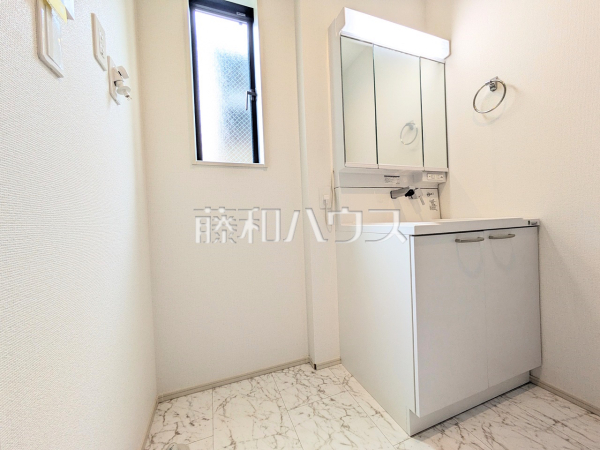 2号棟　洗面室　【八王子市元本郷町１丁目】