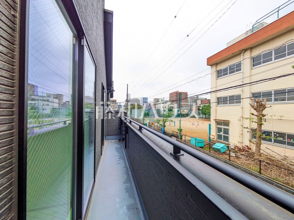 2号棟　バルコニー　【八王子市元本郷町１丁目】