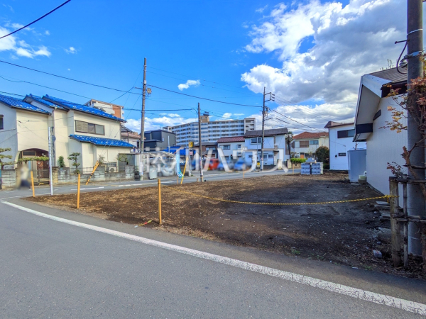 きれいに整備された敷地。これから夢の新邸がここに建ちます。　