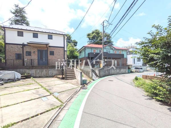 接道状況および現場風景　【多摩市連光寺６丁目】