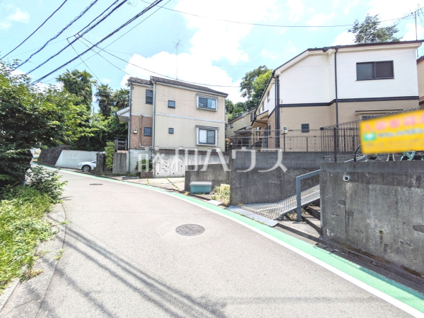 接道状況および現場風景　【多摩市連光寺６丁目】