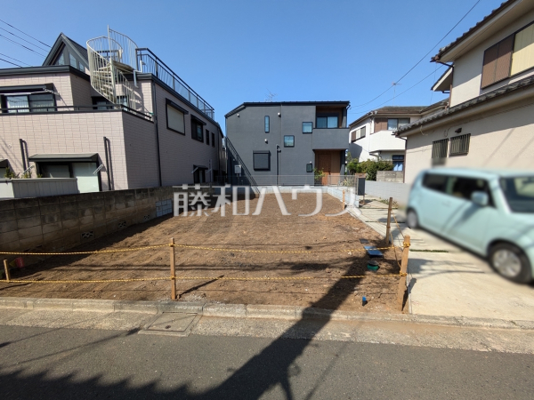 この広々した土地を是非お客様の目で確認してください♪お客様のご予算に合わせたプランをご提案致します、お気軽にご相談下さい。　【練馬区東大泉７丁目】