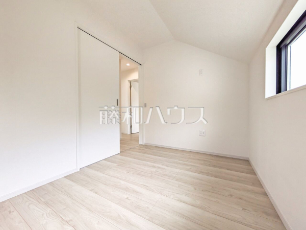 居室　【清瀬市中清戸５丁目】