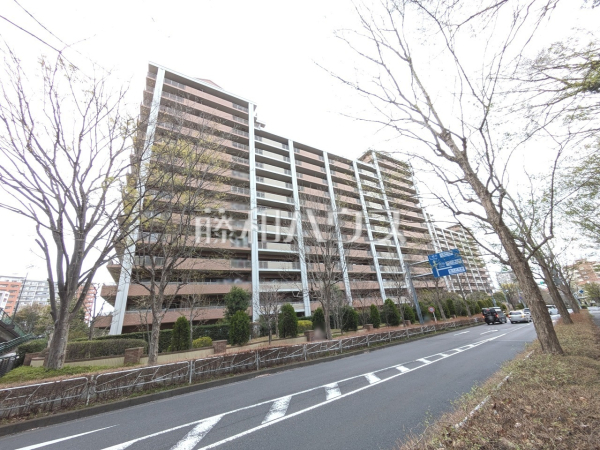 外観　【パークフィーネ南大沢3番館】