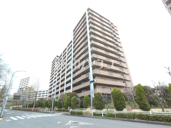 外観　【パークフィーネ南大沢3番館】