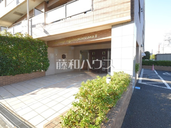 エントランス　【ロイヤルステージ東所沢２】