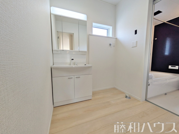 1号棟　洗面室　【北名古屋市鹿田永塚】