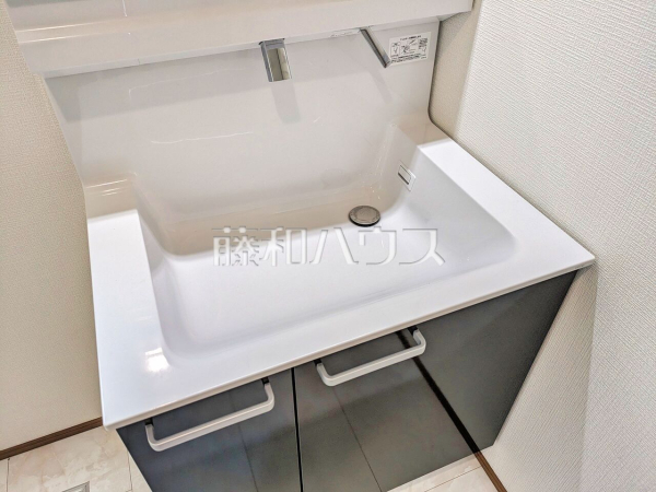 F号棟　洗面室　【東大和市立野２丁目】