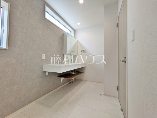 1号棟　洗面室　【春日井市中央台７丁目】