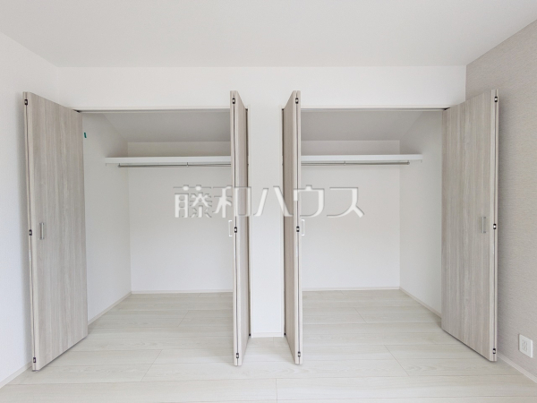 2号棟　収納　【春日井市中央台７丁目】