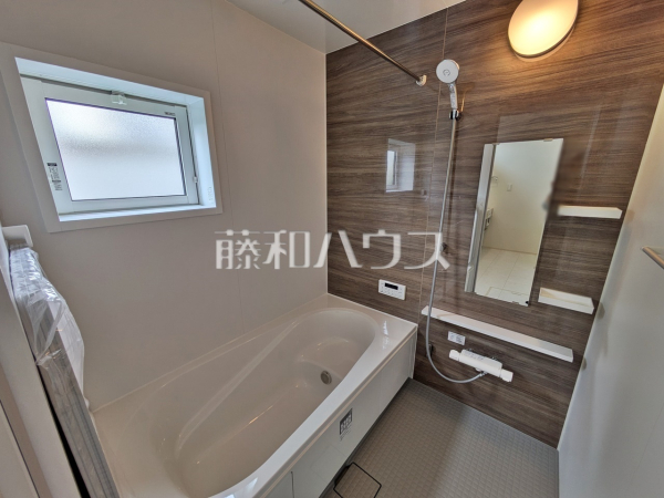 2号棟　浴室　【春日井市中央台７丁目】