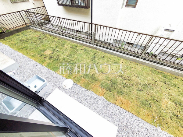 庭　【立川市幸町４丁目】