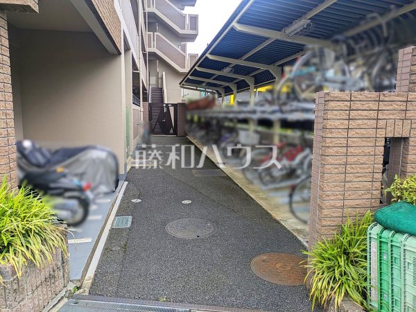 駐輪場　【コスモ朝霞エクセラ】