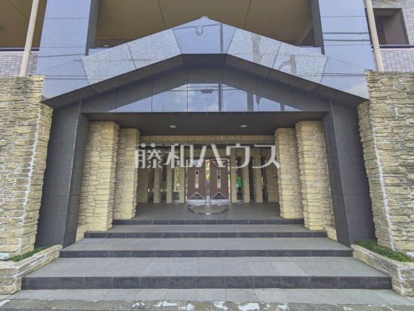 エントランス　【レーベンハイム東伏見壱番館】