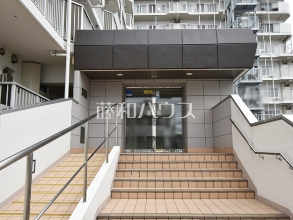 エントランス　【日商岩井府中マンション】