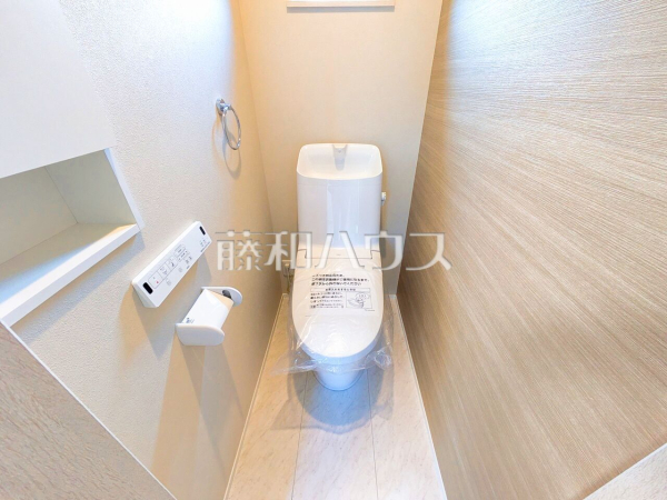トイレ　【東久留米市金山町２丁目】