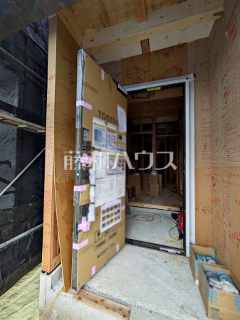 2号棟　玄関　【八王子市川口町】